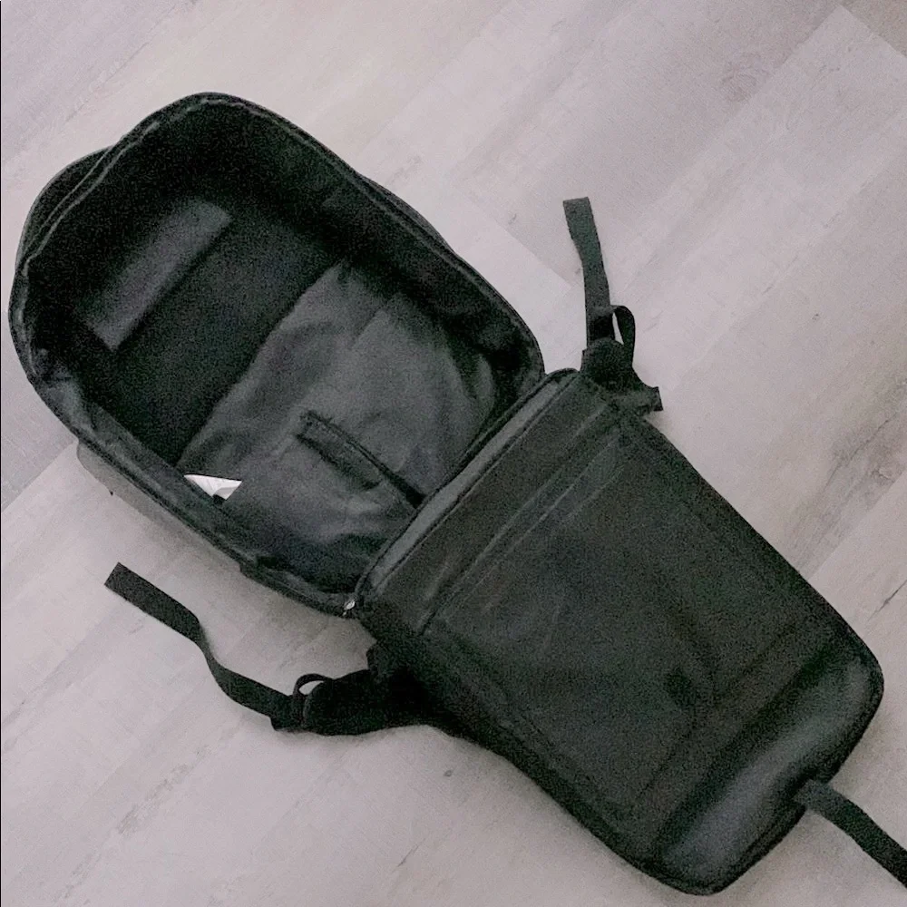 Standard Luggage Co. The Daily Backpack Black and Gray Convertible work/travel